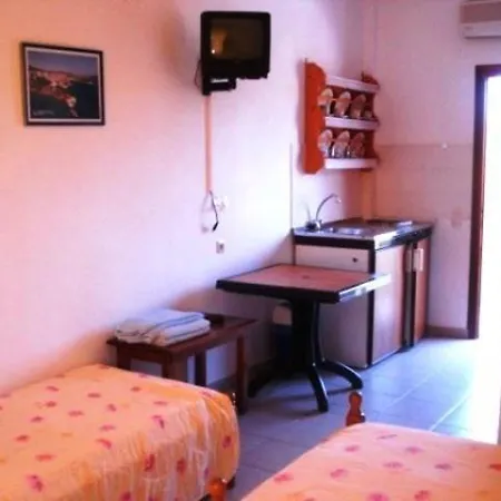 Pansion Kvouli